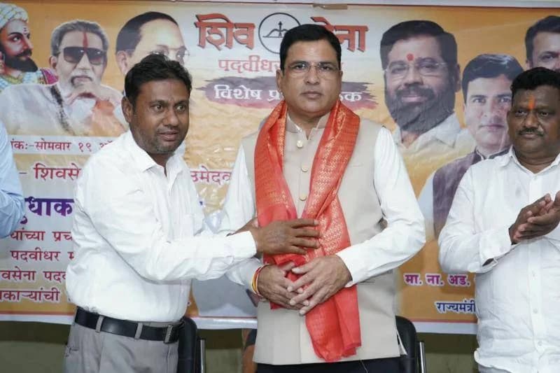 शिवसेना पदाधिकारी बैठक, नागपूर — सत्कार